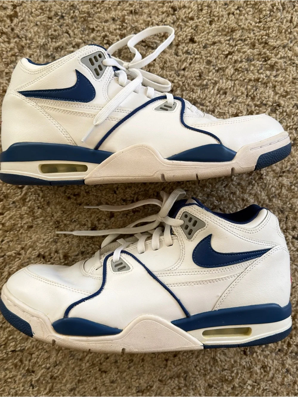 Nike | Shoes | Nike Air Flight 89 Classics Basketball Shoes  display picture 2